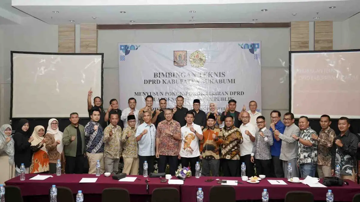 Anggota DPRD Kabupaten Sukabumi melaksanakan Bimbingan Teknis Menyusun Pokok-pokok Pikiran yang Sesuai dengan Harapan Publik di Kota Bandung. | Foto: Dok. DPRD