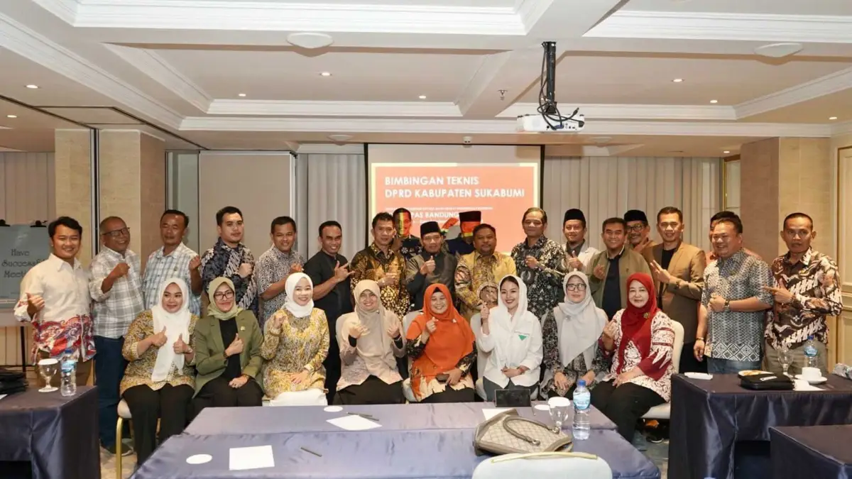 Anggota DPRD Kabupaten Sukabumi melaksanakan Bimbingan Teknis (Bimtek) selama tiga hari di Kota Bandung, dari 5 Juni hingga 7 Juni 2023. (Sumber : Dok. DPRD Kabupaten Sukabumi)
